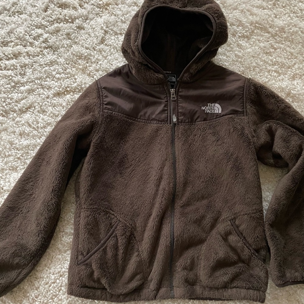 The north face. Chocolate brown fleece. Excellent used condition.